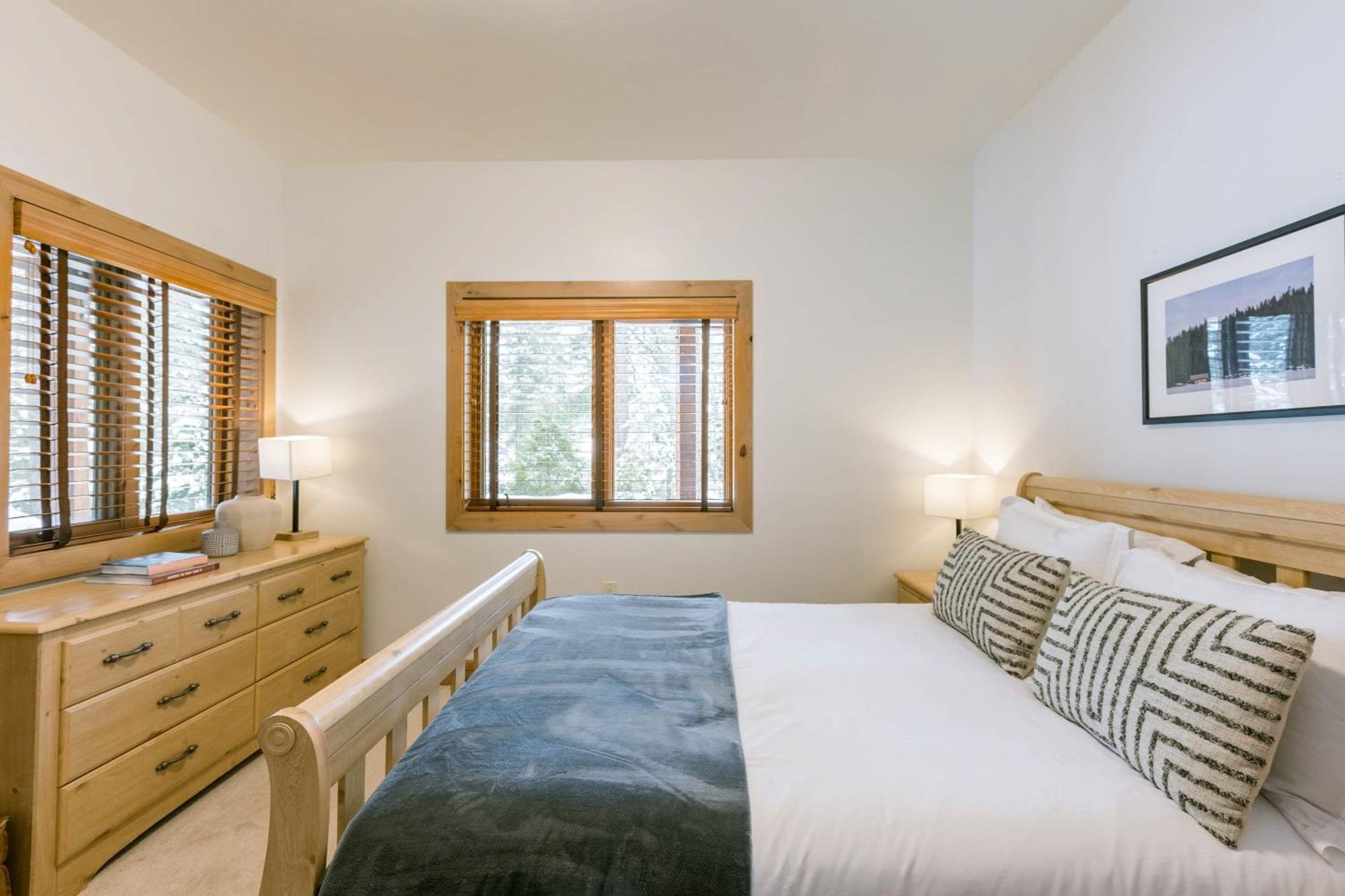 Coyote Moon By Avantstay Cabin Wsauna Mins From Dt Truckee Northstar Kültér fotó