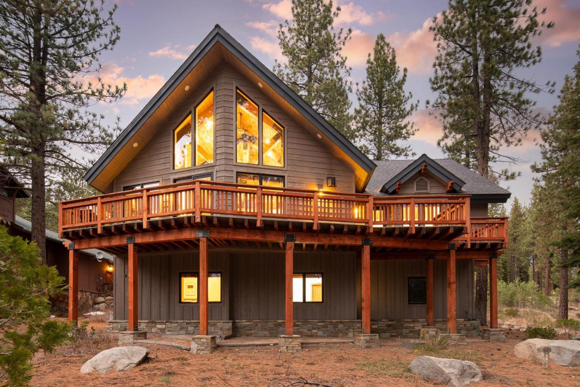 Coyote Moon By Avantstay Cabin Wsauna Mins From Dt Truckee Northstar Kültér fotó